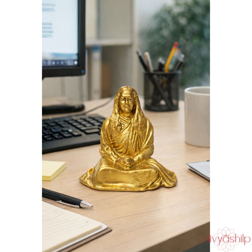 Sri Paramahansa Yogananda ji (Brass 3.2 Inch) - view 6