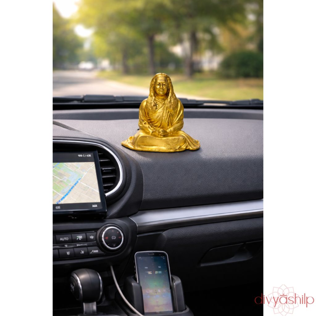 Sri Paramahansa Yogananda ji (Brass 3.2 Inch) - view 7