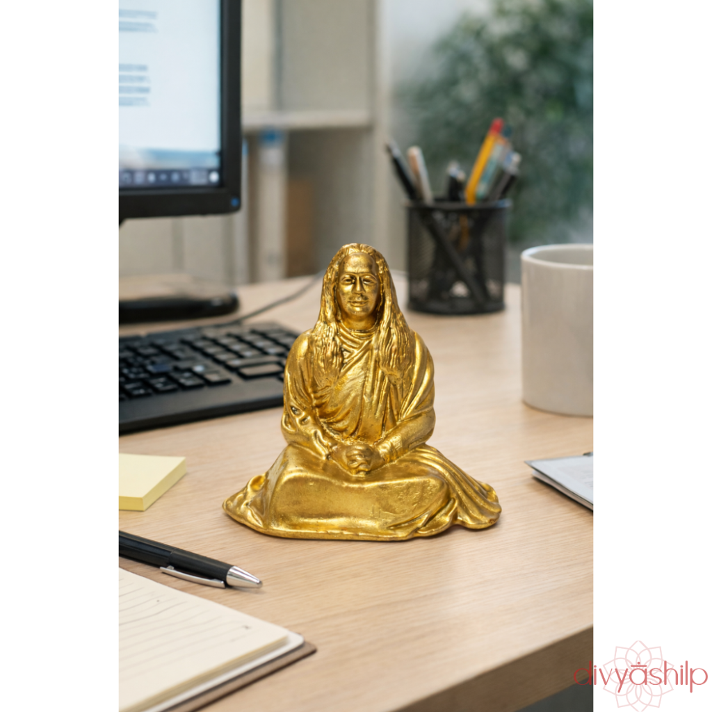 Sri Paramahansa Yogananda ji (Brass 3.2 Inch) - view 7