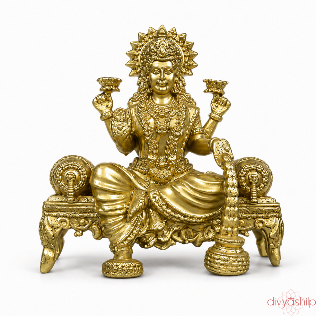 Lakshmi ji (Brass 3.9 Inch)